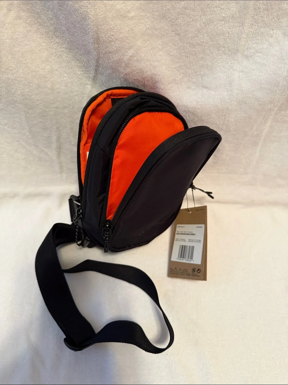 Nike Black Compact Sling Crossbody Bag for Women